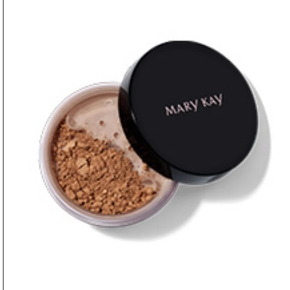 🤎NIB Mary Kay Silky Setting Powder: Light Bronze🤎